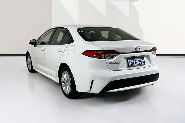 2021 Toyota COROLLA ASCENT SPORT MZEA12R