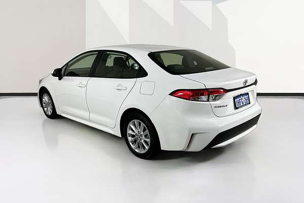 2021 Toyota COROLLA Ascent Sport MZEA12R