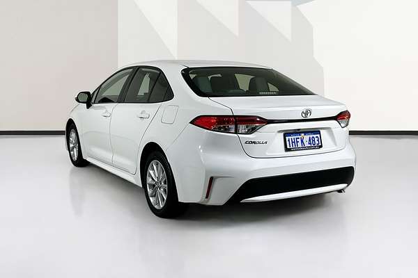 2021 Toyota COROLLA ASCENT SPORT MZEA12R