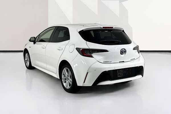 2020 Toyota COROLLA ASCENT SPORT HYBRID ZWE211R