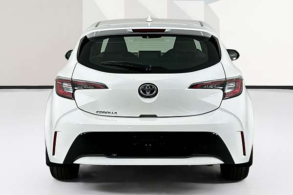 2018 Toyota COROLLA ASCENT SPORT MZEA12R