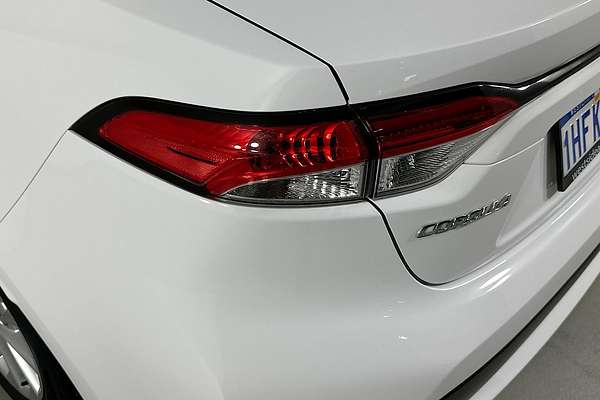 2021 Toyota COROLLA ASCENT SPORT MZEA12R