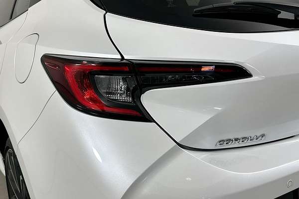 2023 Toyota COROLLA ZR HYBRID ZWE219R
