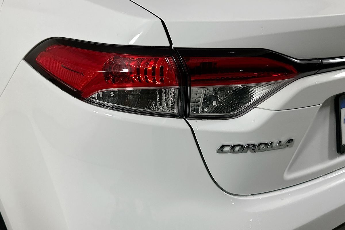 2021 Toyota COROLLA ASCENT SPORT MZEA12R