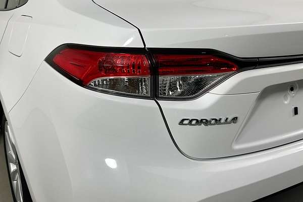 2022 Toyota COROLLA ASCENT SPORT MZEA12R