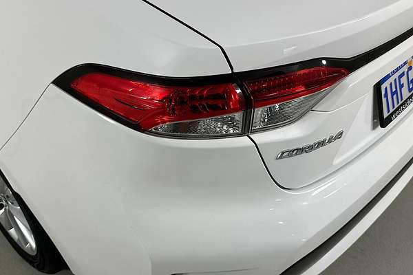2021 Toyota COROLLA Ascent Sport MZEA12R