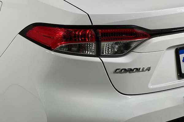 2021 Toyota COROLLA ASCENT SPORT MZEA12R