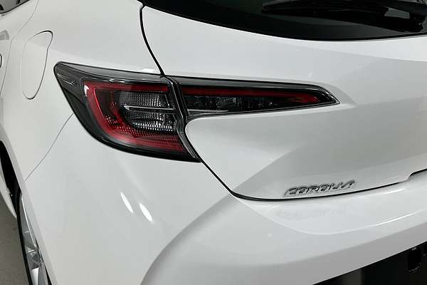 2022 Toyota COROLLA ASCENT SPORT HYBRID ZWE211R