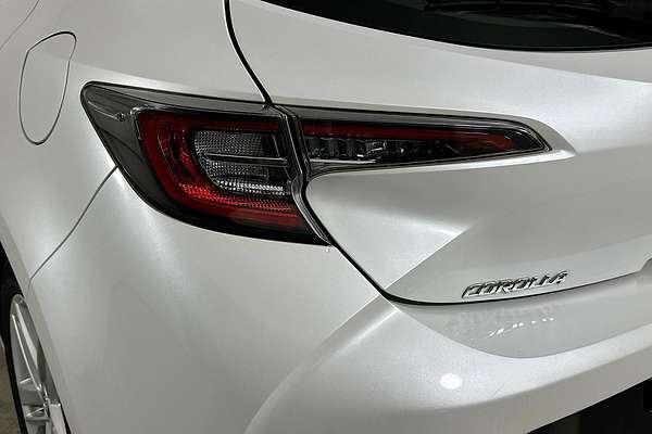 2022 Toyota COROLLA ASCENT SPORT HYBRID ZWE211R