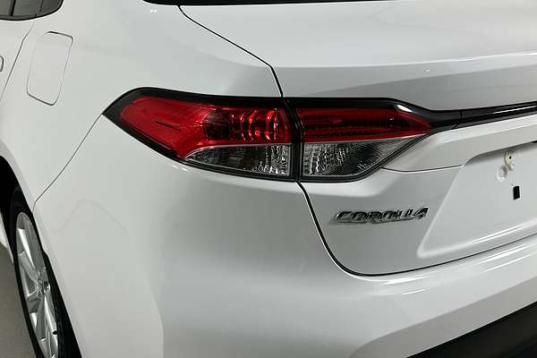 2024 Toyota COROLLA ASCENT SPORT HYBRID ZWE219R