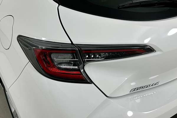 2022 Toyota COROLLA ASCENT SPORT MZEA12R