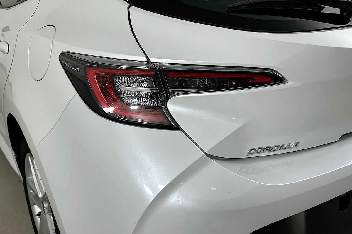 2022 Toyota COROLLA ASCENT SPORT HYBRID ZWE219R