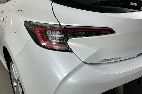 2022 Toyota COROLLA ASCENT SPORT HYBRID ZWE219R