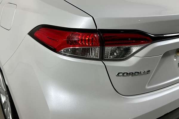 2022 Toyota COROLLA ASCENT SPORT HYBRID ZWE211R