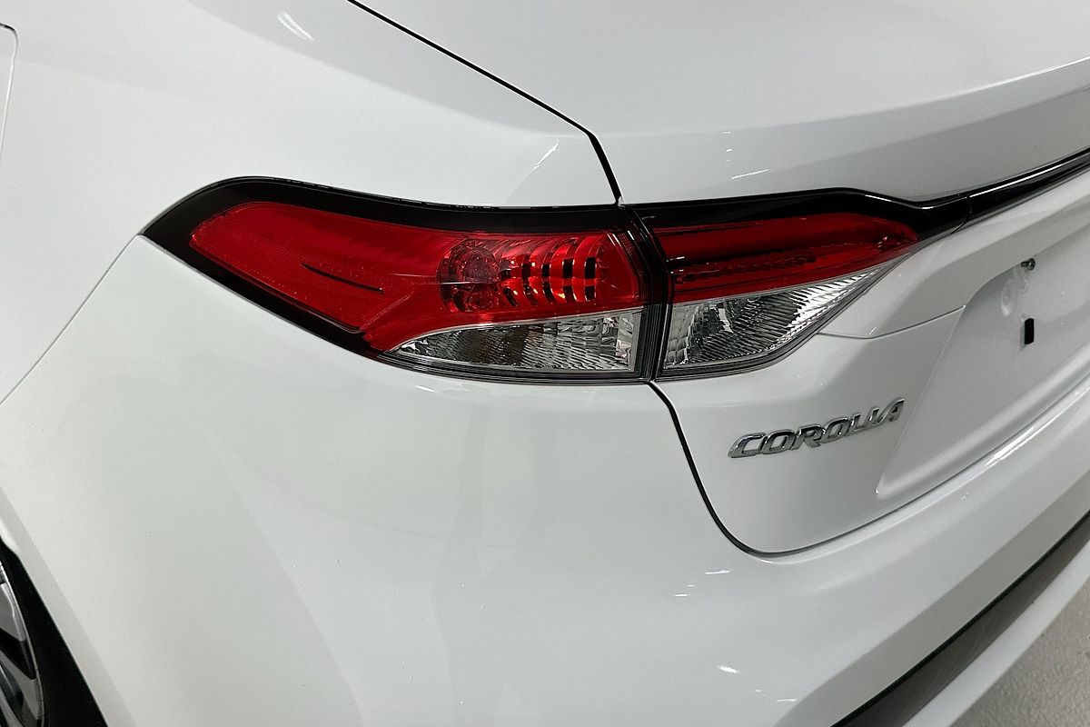 2020 Toyota COROLLA ASCENT SPORT HYBRID ZWE211R