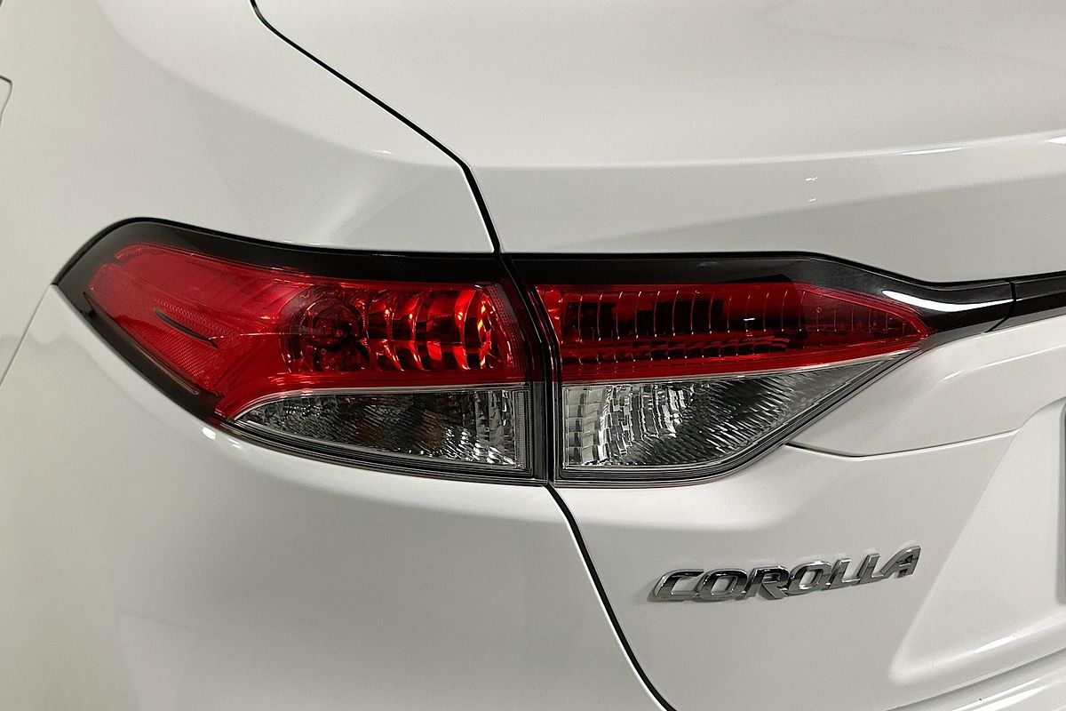 2021 Toyota COROLLA ASCENT SPORT MZEA12R