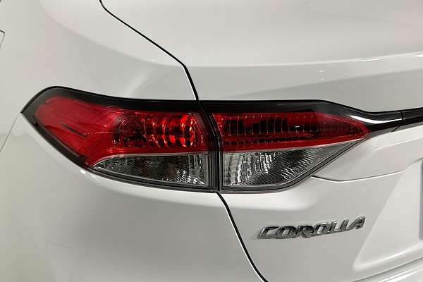 2021 Toyota COROLLA ASCENT SPORT MZEA12R