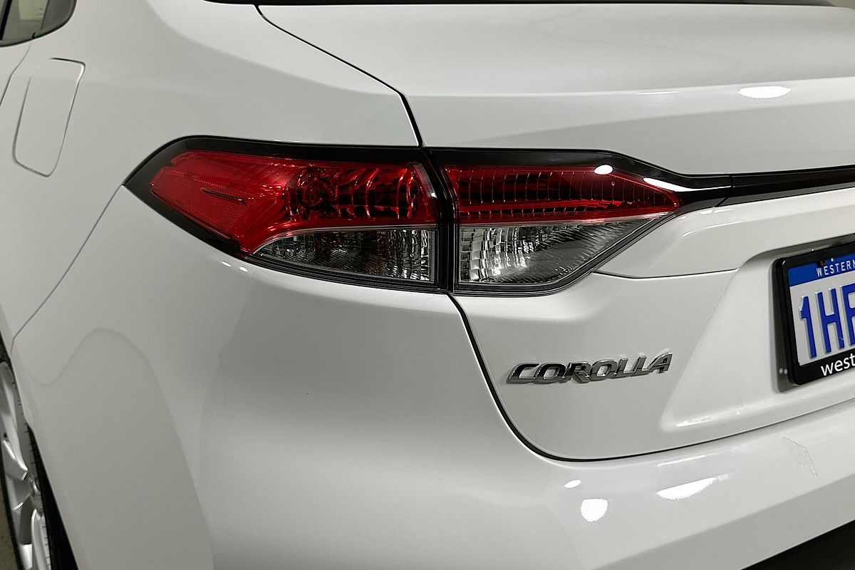 2021 Toyota COROLLA ASCENT SPORT MZEA12R