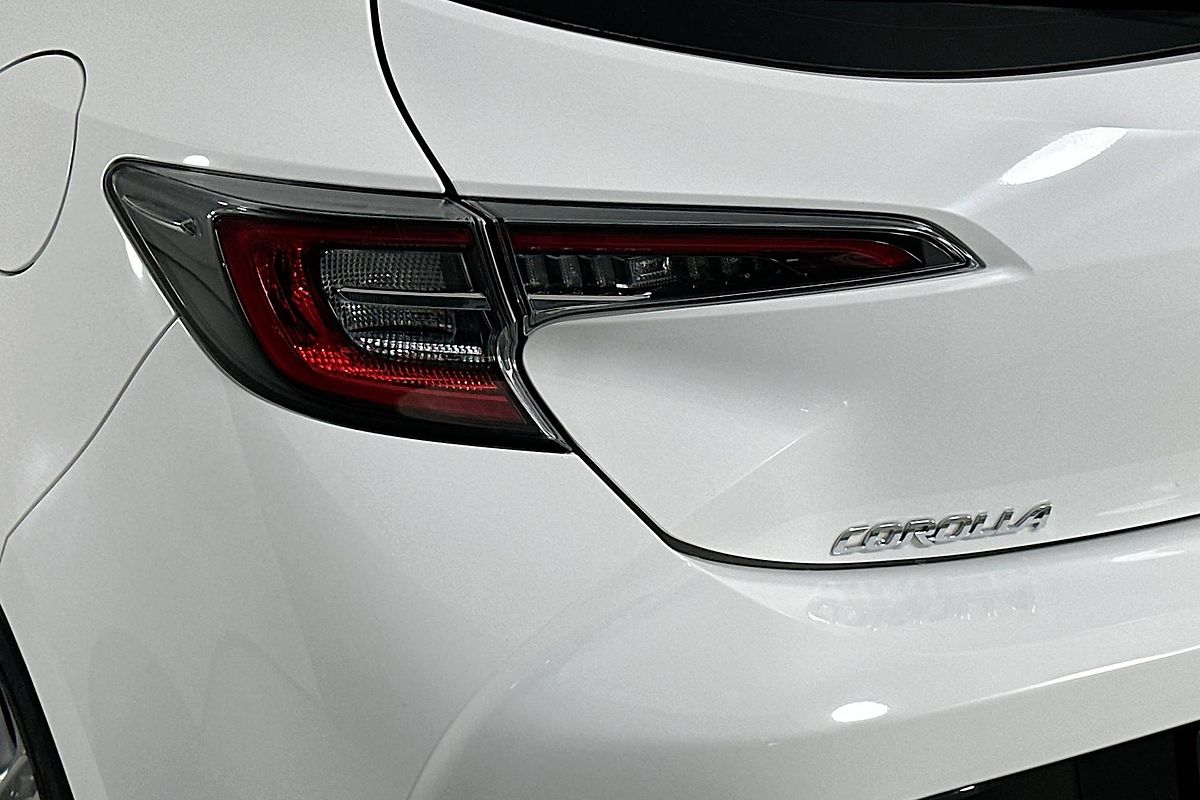 2020 Toyota COROLLA ASCENT SPORT MZEA12R