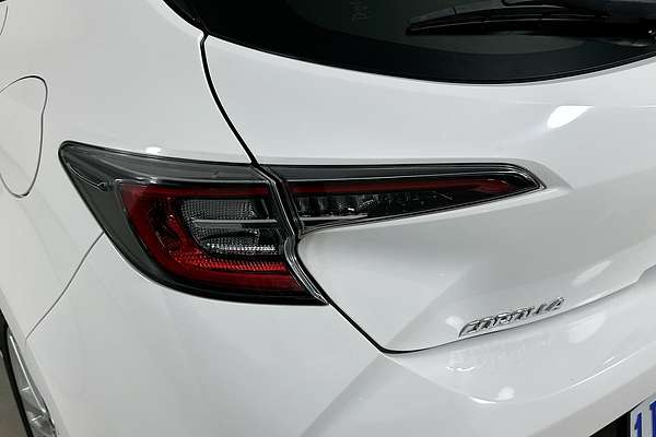 2022 Toyota COROLLA ASCENT SPORT HYBRID ZWE211R