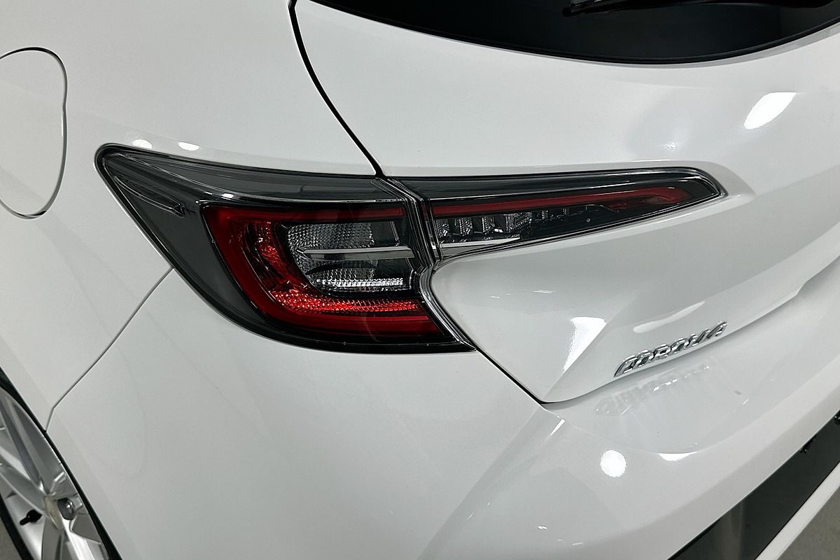 2021 Toyota COROLLA ASCENT SPORT HYBRID ZWE211R