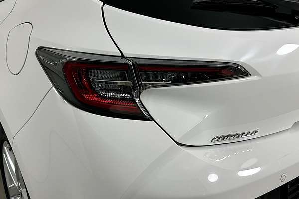 2019 Toyota COROLLA ASCENT SPORT HYBRID ZWE211R