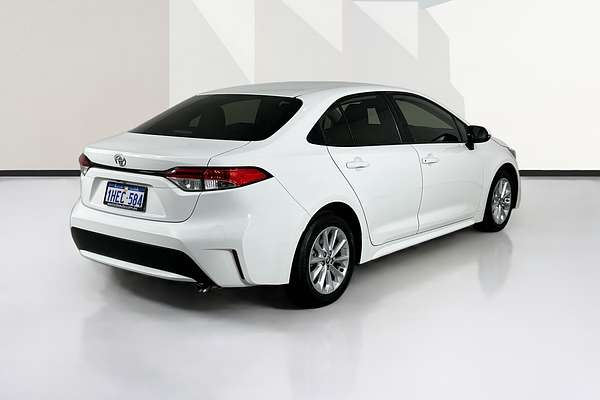 2020 Toyota COROLLA ASCENT SPORT MZEA12R