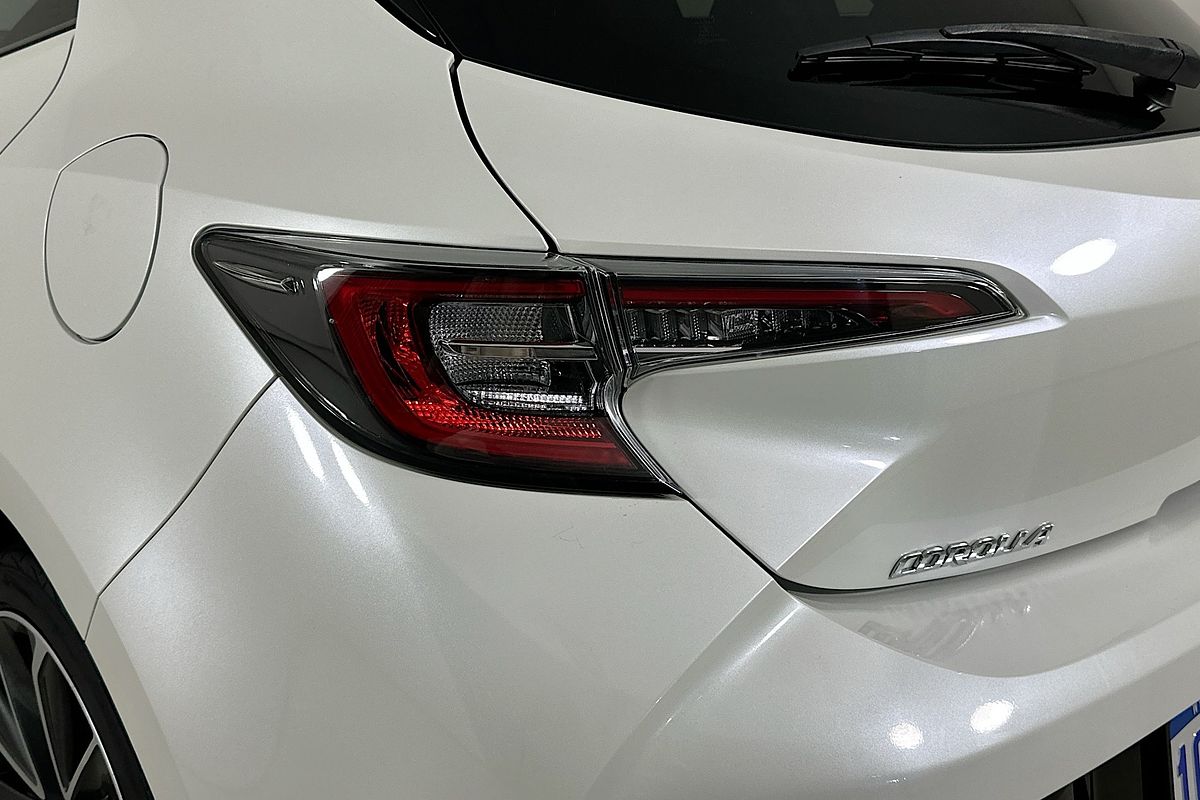 2019 Toyota COROLLA ZR MZEA12R