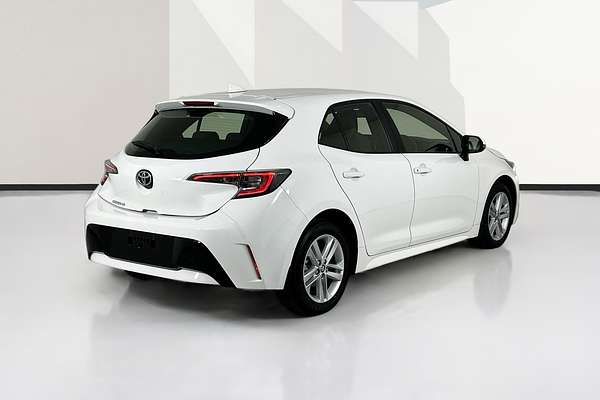 2018 Toyota COROLLA ASCENT SPORT MZEA12R