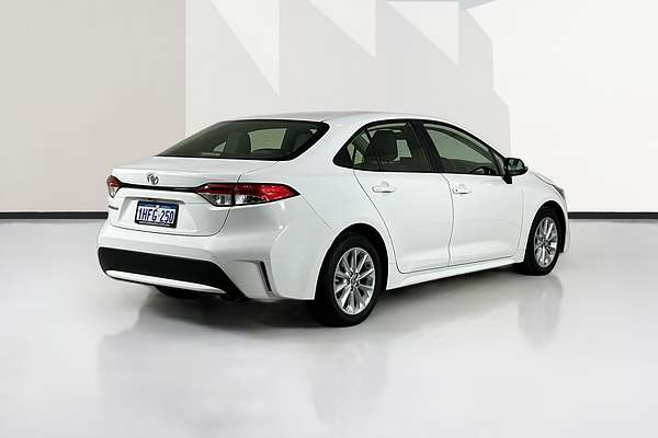 2021 Toyota COROLLA ASCENT SPORT MZEA12R