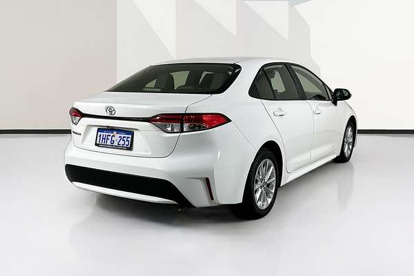 2021 Toyota COROLLA ASCENT SPORT MZEA12R