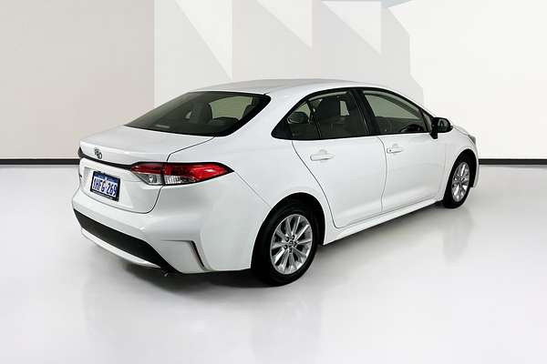 2021 Toyota COROLLA Ascent Sport MZEA12R