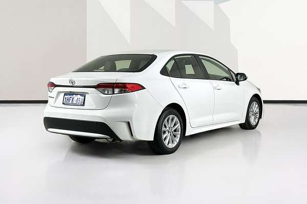 2021 Toyota COROLLA ASCENT SPORT MZEA12R