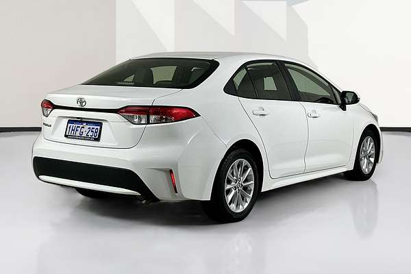 2021 Toyota COROLLA ASCENT SPORT MZEA12R