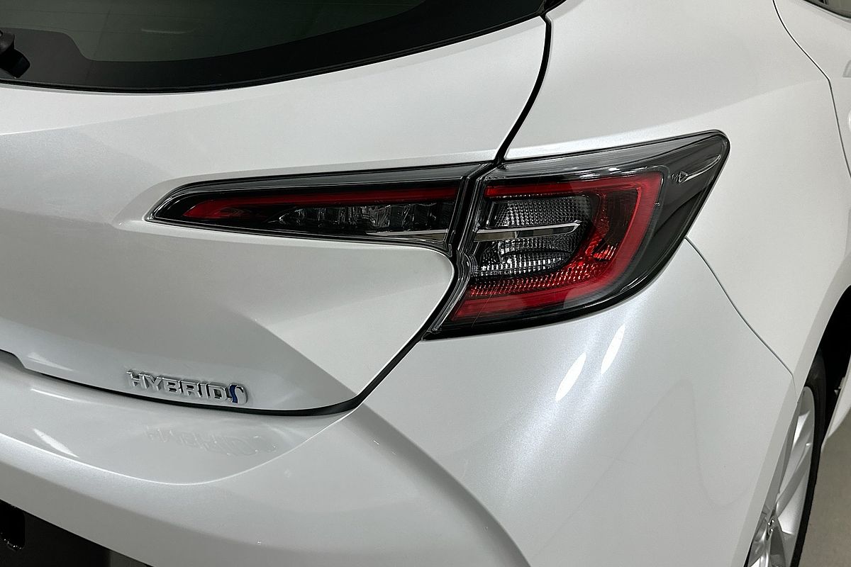 2022 Toyota COROLLA ASCENT SPORT HYBRID ZWE219R