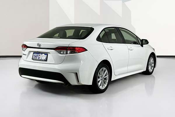 2021 Toyota COROLLA ASCENT SPORT MZEA12R