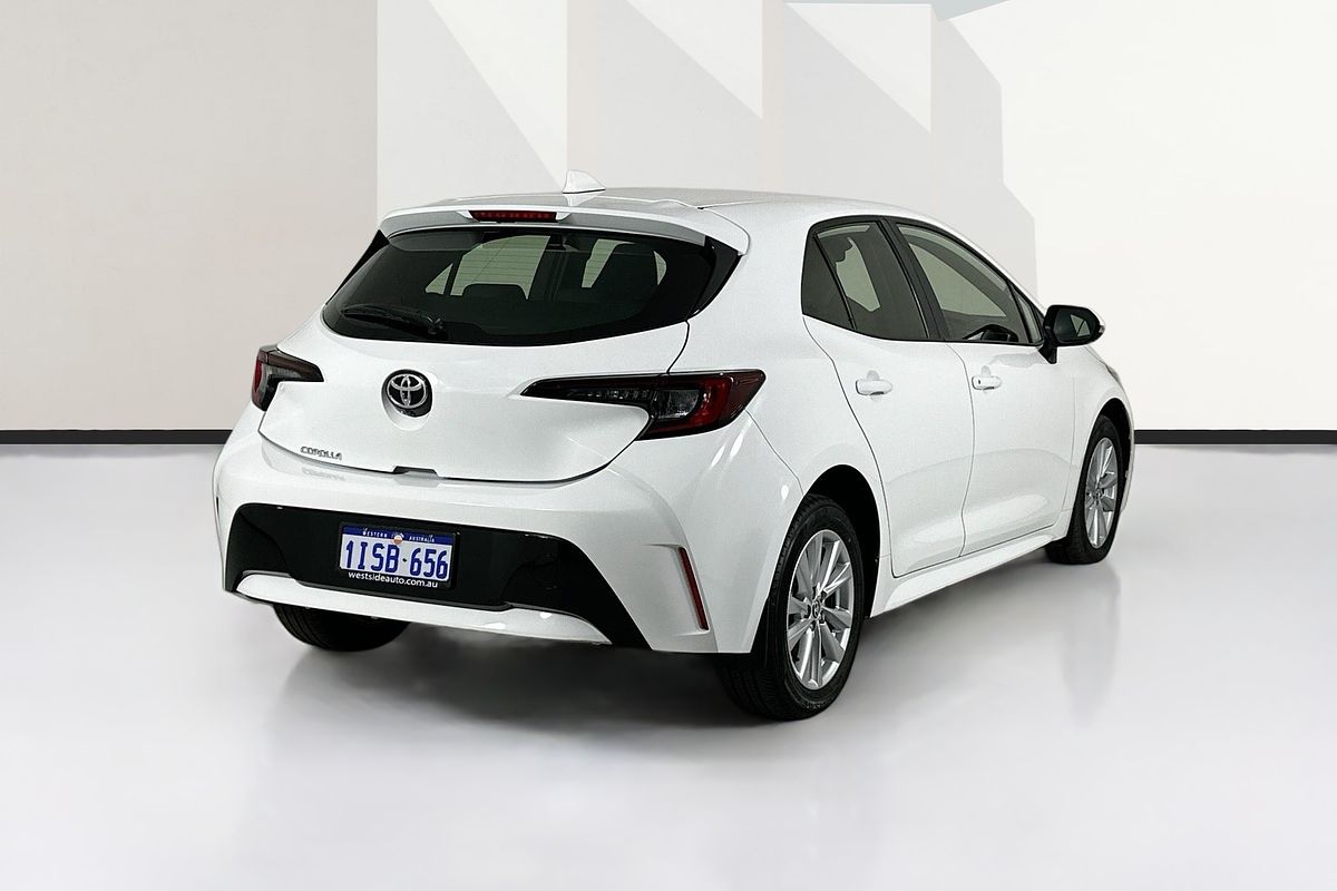 2024 Toyota COROLLA ASCENT SPORT MZEA12R