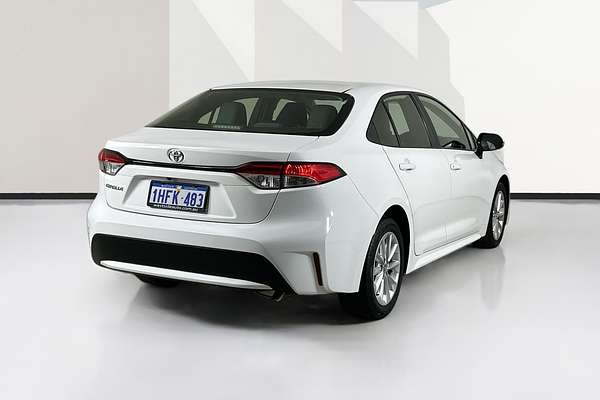 2021 Toyota COROLLA ASCENT SPORT MZEA12R