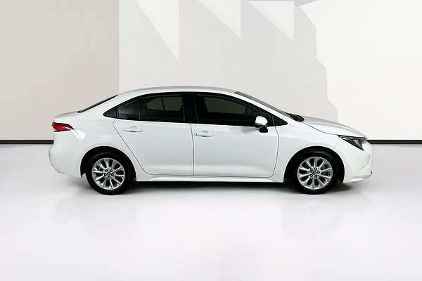 2020 Toyota COROLLA ASCENT SPORT MZEA12R