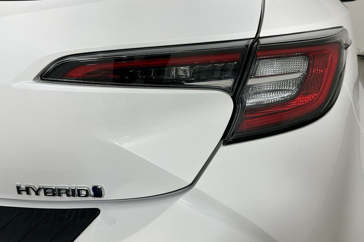 2021 Toyota COROLLA SX HYBRID ZWE211R