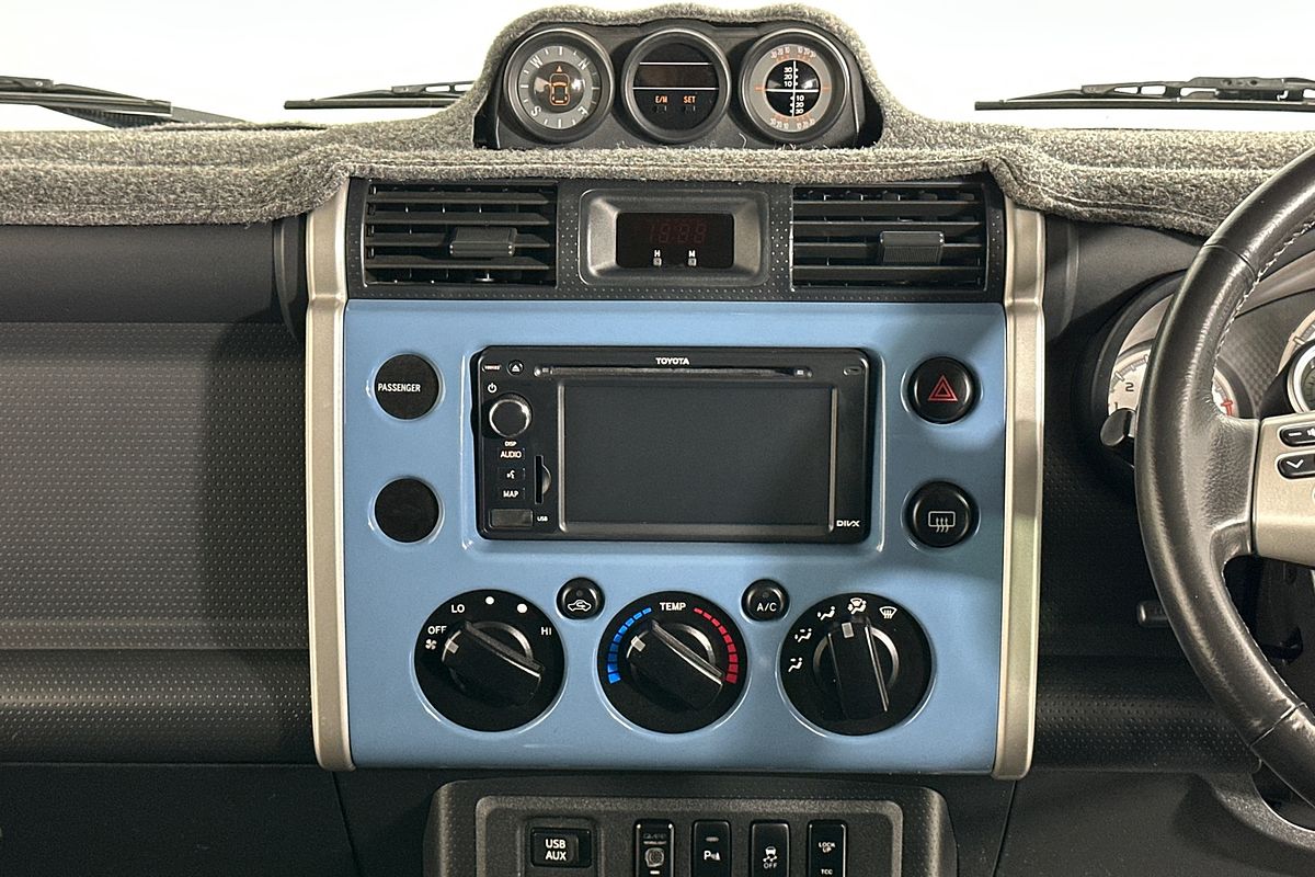 2016 Toyota FJ CRUISER  GSJ15R MY14