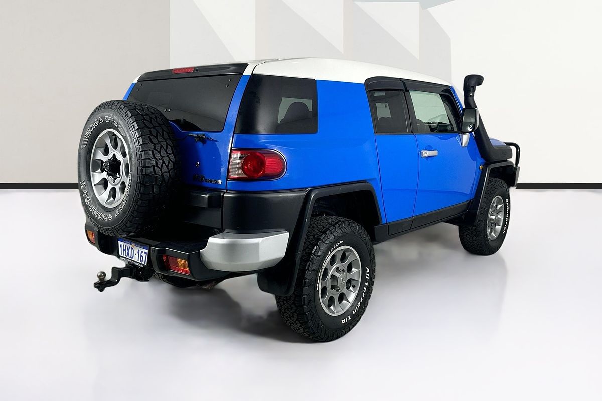 2011 Toyota FJ CRUISER  GSJ15R