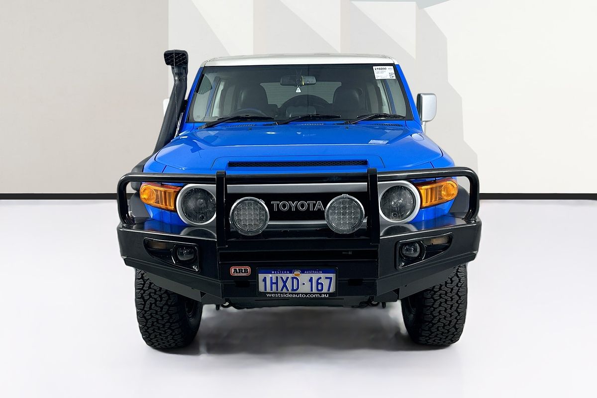 2011 Toyota FJ CRUISER  GSJ15R
