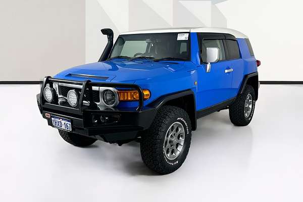 2011 Toyota FJ CRUISER  GSJ15R