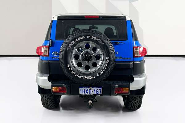 2011 Toyota FJ CRUISER  GSJ15R