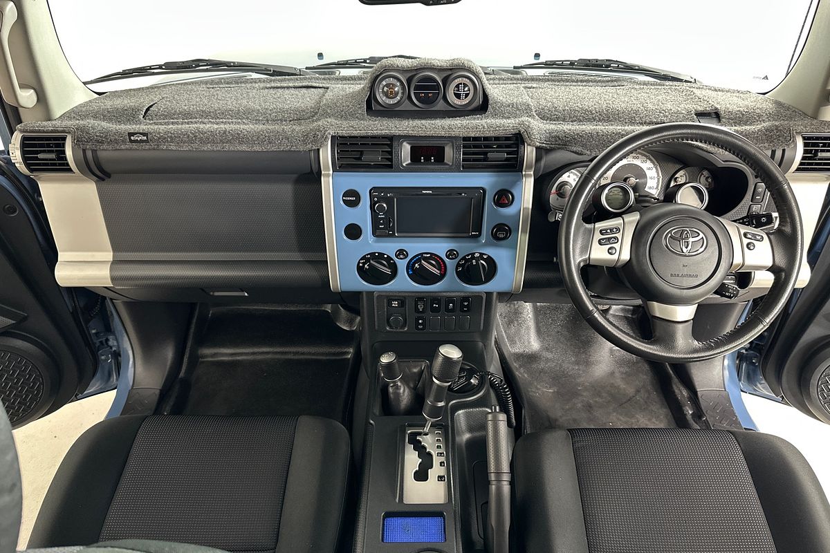 2016 Toyota FJ CRUISER  GSJ15R MY14