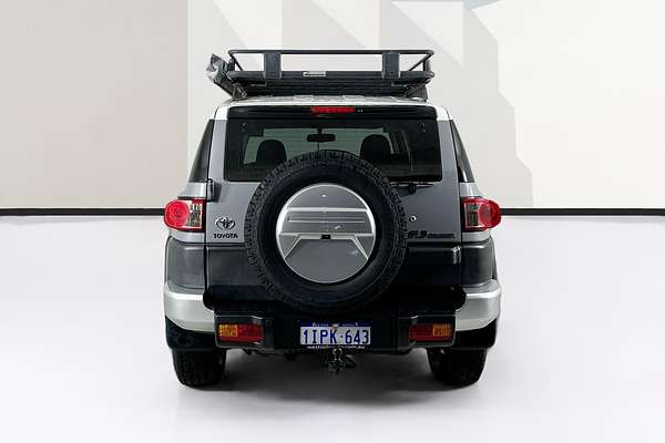 2013 Toyota FJ CRUISER  GSJ15R