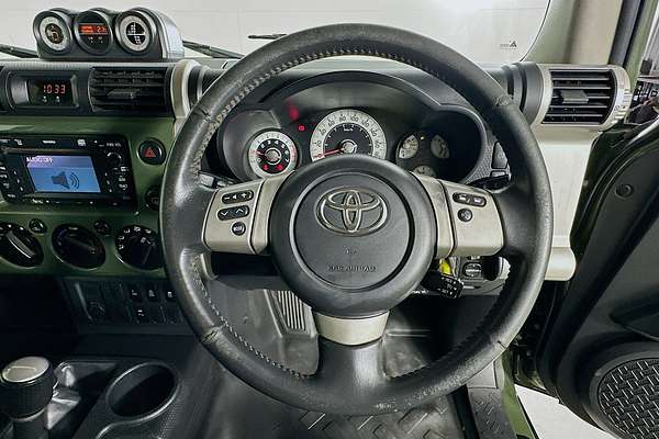 2012 Toyota FJ CRUISER  GSJ15R