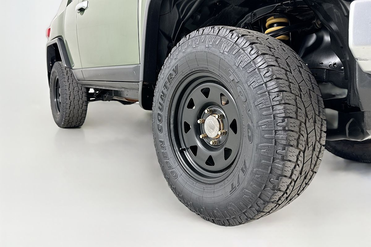2012 Toyota FJ CRUISER  GSJ15R