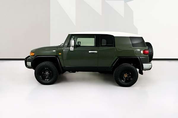 2012 Toyota FJ CRUISER  GSJ15R